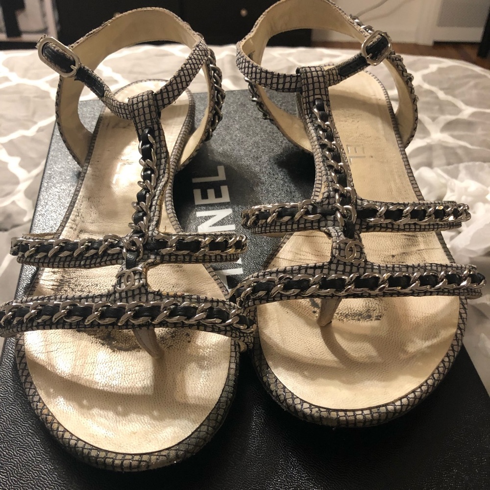 CHANEL Sandals